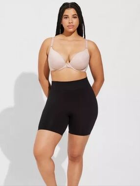 Torrid No Rub Short Black Size 3